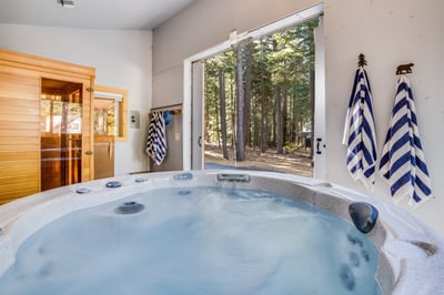 Luxury Villa Photo #29