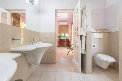 Luxury Villa Photo #54