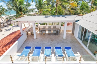 Luxury Villa Photo #3