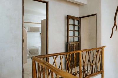 Luxury Villa Photo #9