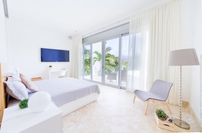 Luxury Villa Photo #20