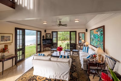 Luxury Villa Photo #19