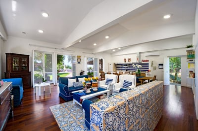 Luxury Villa Photo #22