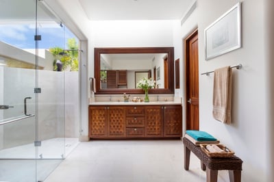 Luxury Villa Photo #39