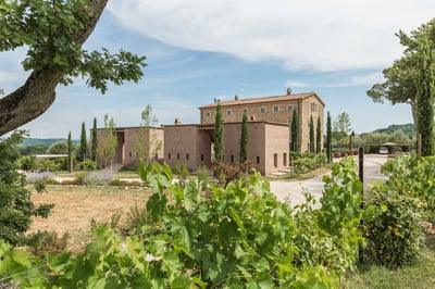 Luxury Villa Photo #6