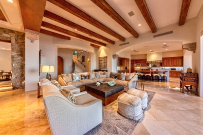 Luxury Villa Photo #31
