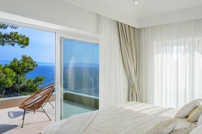 Luxury Villa Photo #60