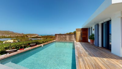 Luxury Villa Photo #4