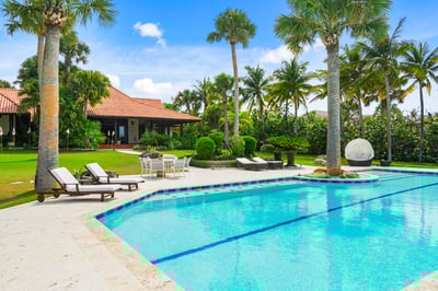 Luxury Villa Photo #2