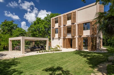 Luxury Villa Photo #43