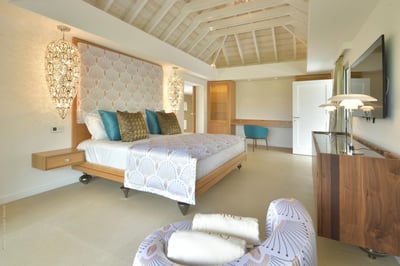 Luxury Villa Photo #43