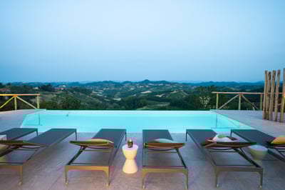 Luxury Villa Photo #8