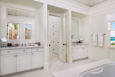 Luxury Villa Photo #23