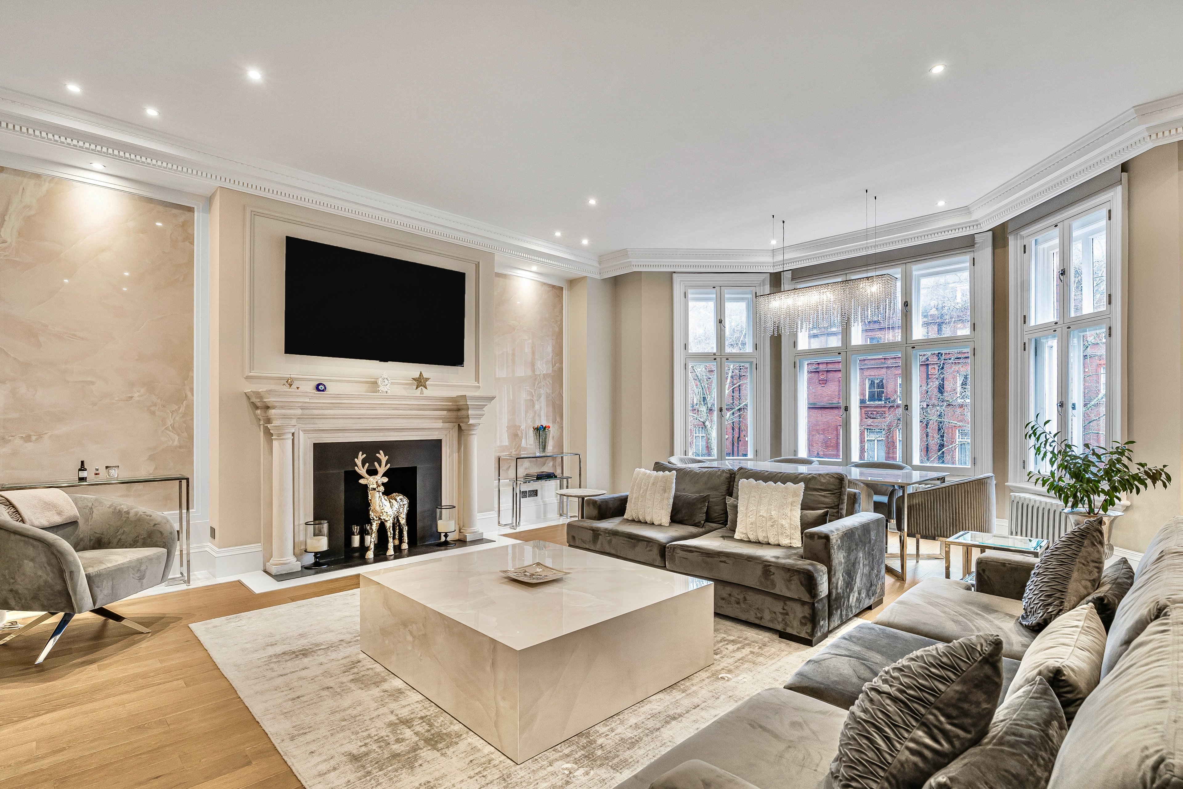 The Knightsbridge - 1