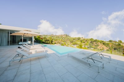 Luxury Villa Photo #97