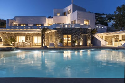Luxury Villa Photo #7
