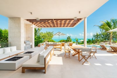 Luxury Villa Photo #15