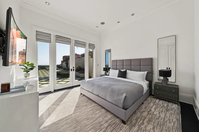 Luxury Villa Photo #41