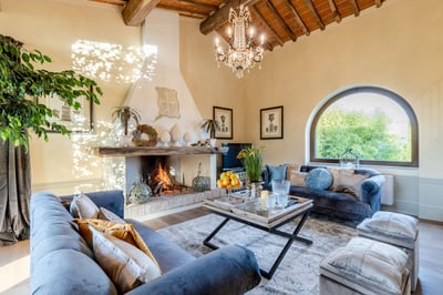Luxury Villa Photo #11