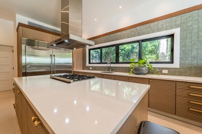 Luxury Villa Photo #18