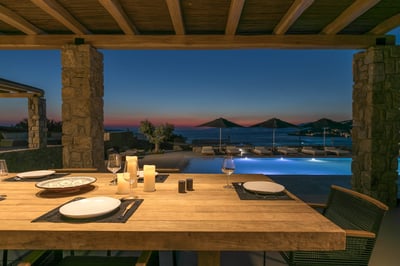 Luxury Villa Photo #20