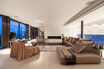 Luxury Villa Photo #19