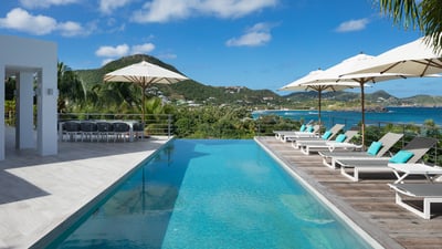 Luxury Villa Photo #2