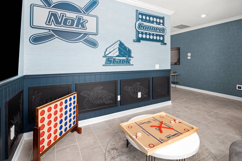 Snake Eyes at Harbor Island Beach Club