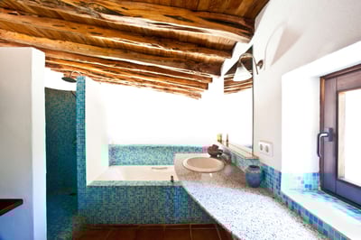 Luxury Villa Photo #29