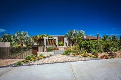 Luxury Villa Photo #39