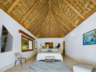 Luxury Villa Photo #53