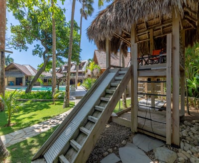 Luxury Villa Photo #15