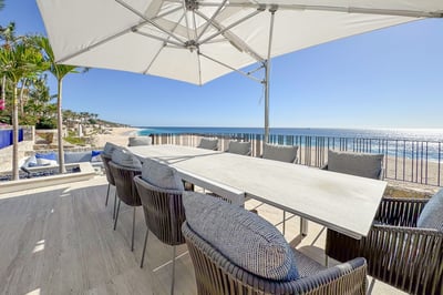 Luxury Villa Photo #17