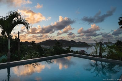 Luxury Villa Photo #4