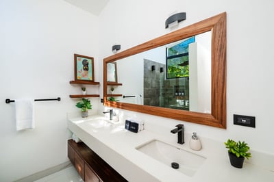 Luxury Villa Photo #13