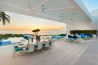 Luxury Villa Photo #12