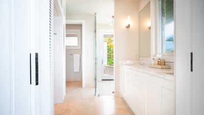 Luxury Villa Photo #4