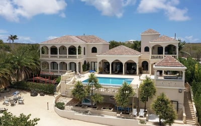 Luxury Villa Photo #2