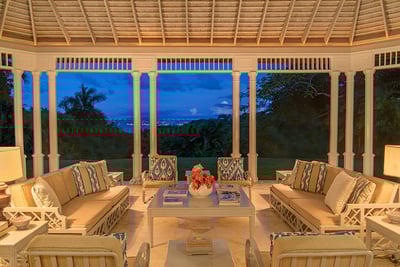 Luxury Villa Photo #13