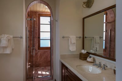 Luxury Villa Photo #38