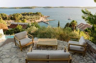 Luxury Villa Photo #24