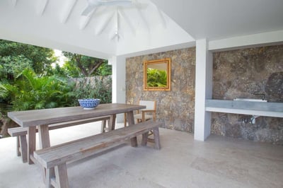 Luxury Villa Photo #5