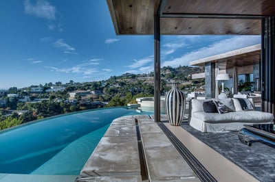 Luxury Villa Photo #5
