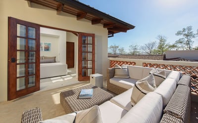 Luxury Villa Photo #19
