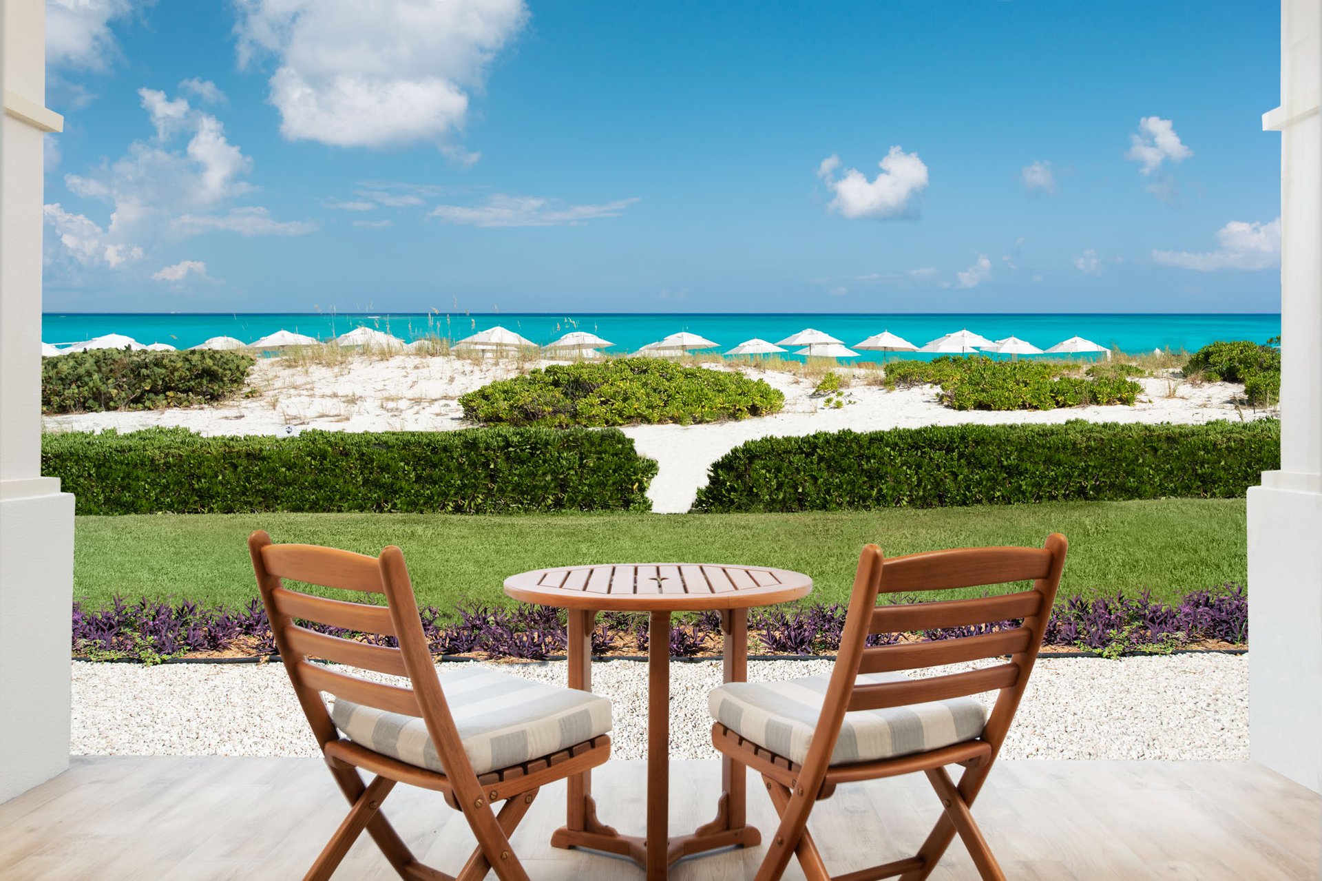 Deluxe Oceanfront Studio at Alexandra Resort - 1