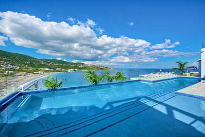 Luxury Villa Photo #5