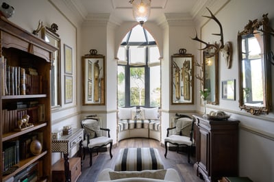 Luxury Villa Photo #11