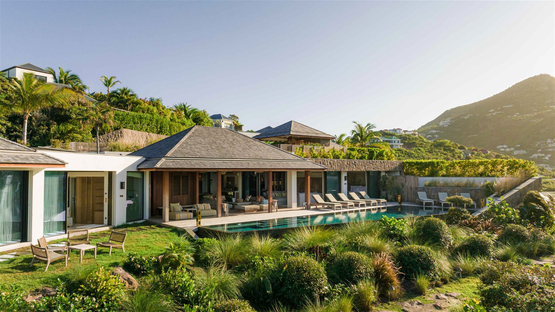 Grand Cul-de-Sac,Lazuli