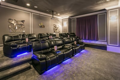 Luxury Villa Photo #26