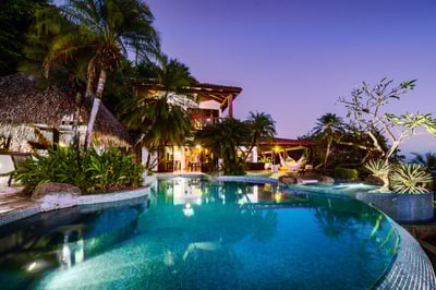 Luxury Villa Photo #3